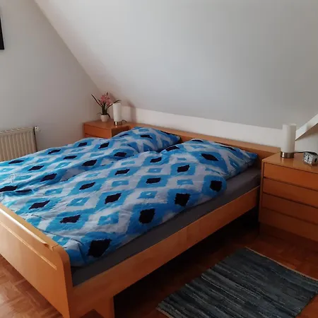 Ferienwohnung Kastanie Zirndorf Exterior photo